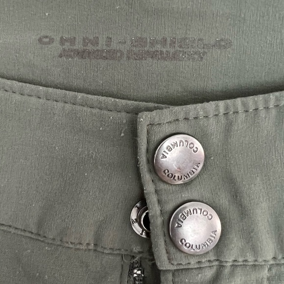 Women’s Columbia Omni-Shield Advanced Repellency Green Nylon Capri Pants Size 10 - Picture 4 of 7